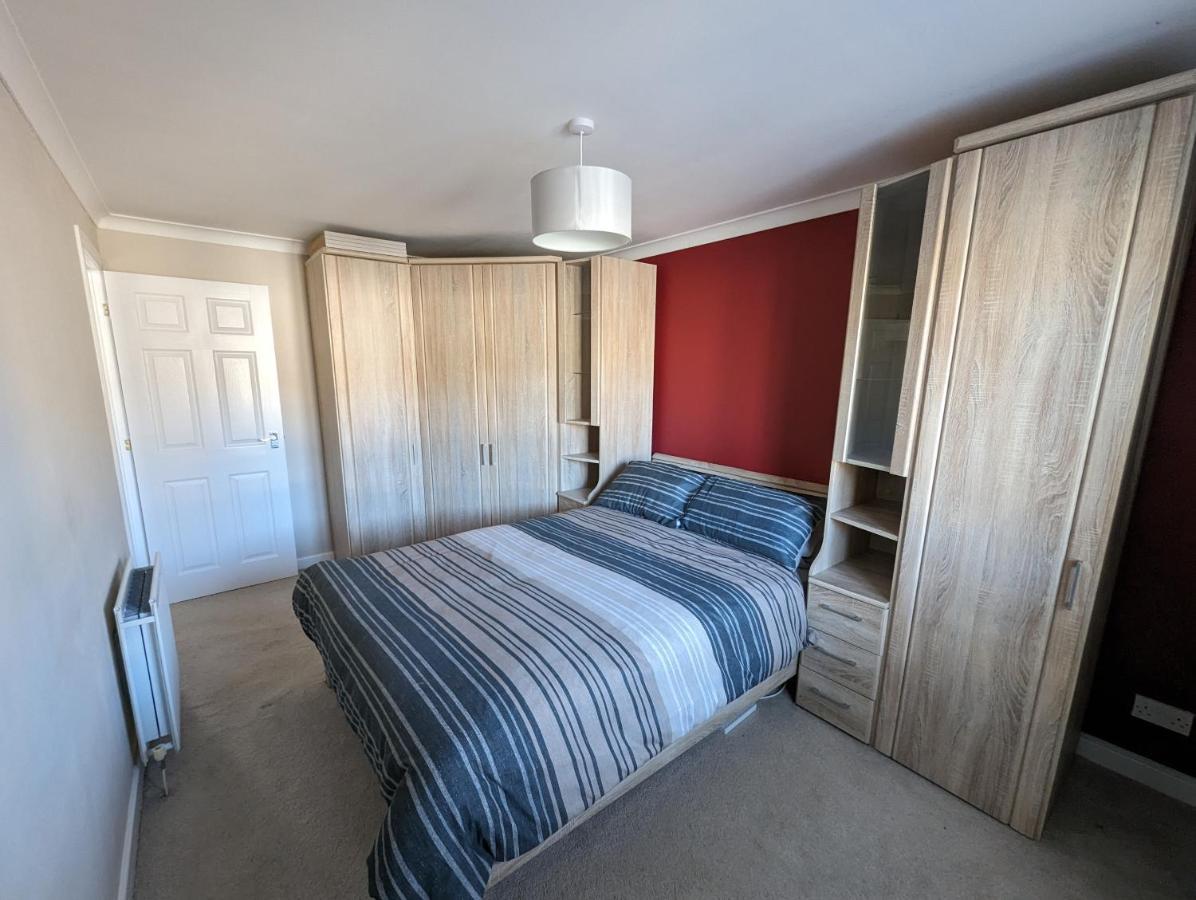 Great Location, Large 1 Bed Flat With Parking Lägenhet Broughty Ferry Exteriör bild